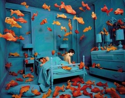 Sandy Skoglund : "Revenge of the Goldfish"