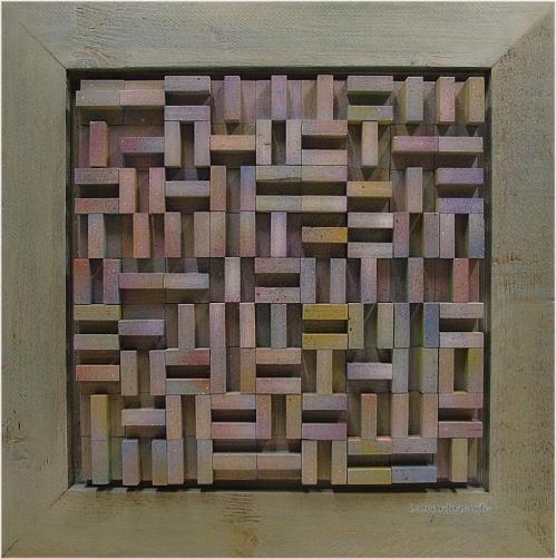 Leonardo Basile: "Rilievo policromatico 04", smalti su legno, cm 56,5 x 56,5 (compreso cornice) - 20/11/21